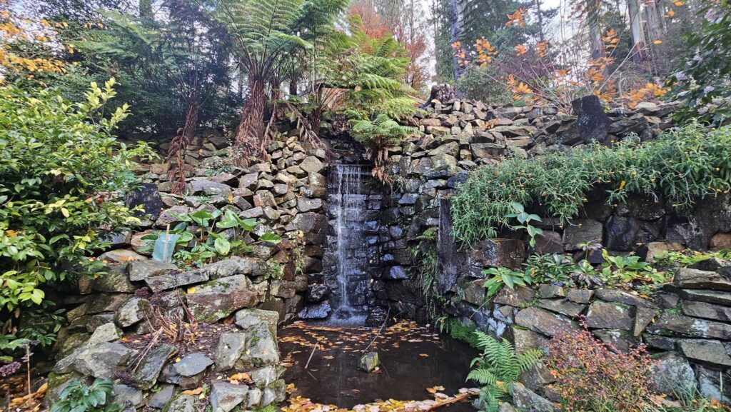 Water feature, Sherbrooke